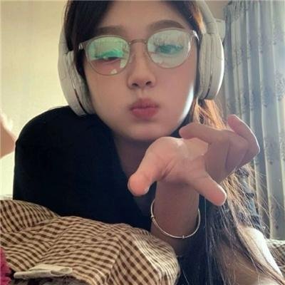 我的妈妈跳起来